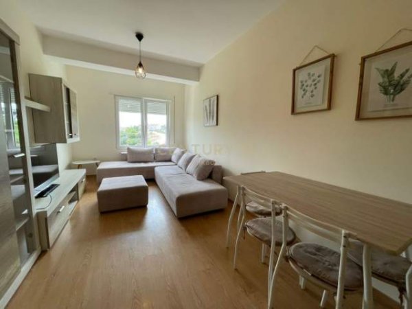 Tirane, jepet me qera apartament 1+1+A+BLK Kati 2, 55 m² 400 Euro (Kodra e Diellit)