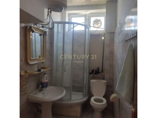 Tirane, SHESIM APARTAMENT 3+1, TE MEDRESEJA. Kati 2, 103.500 Euro