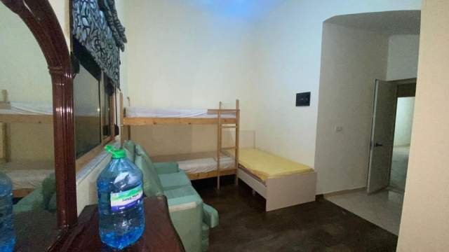 Tirane, jepet me qera garsonier Kati 3-te, 20.000 Leke (Budi)