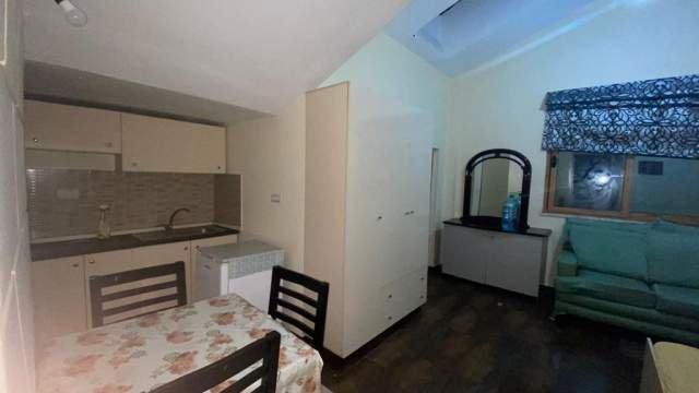 Tirane, jepet me qera garsonier Kati 3-te, 20.000 Leke (Budi)