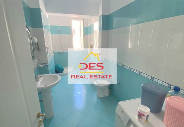 Vlore, shitet 110 m² 80.000 Euro