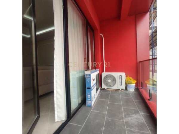 Tirane, jepet me qera apartament 2+1+BLK Kati 6, 98 m² 500 Euro (Medreseja Tiranes)