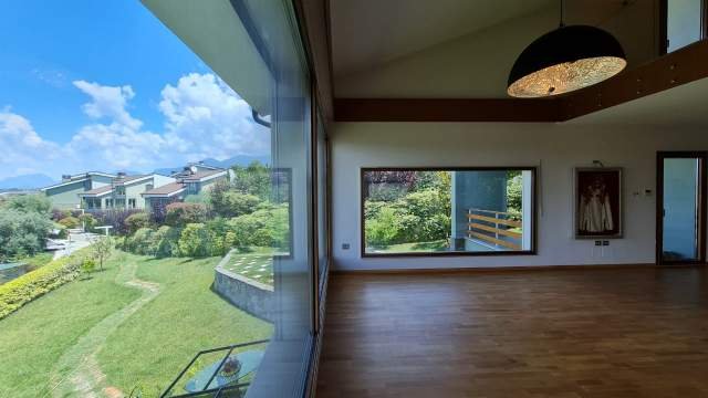 Tirane, shes Vile 4+1+A+BLK Kati 0, 700 m² 1.500.000 Euro (Long Hill Residence)