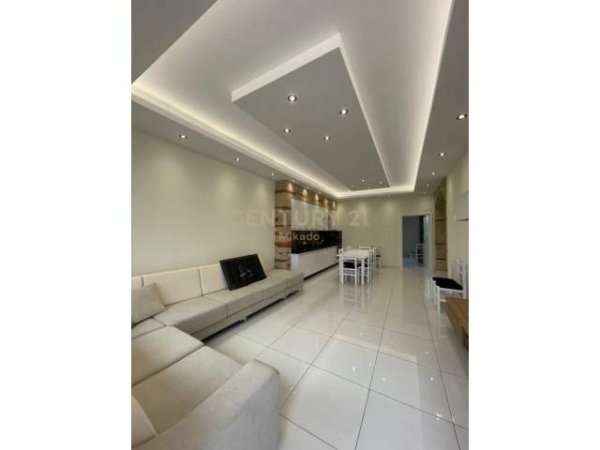 Tirane, jepet me qera apartament 2+1+BLK Kati 2, 90 m² 350 Euro (Jordan Misja)