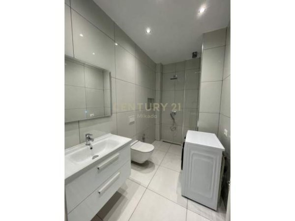 Tirane, jepet me qera apartament 2+1+BLK Kati 2, 90 m² 350 Euro (Jordan Misja)