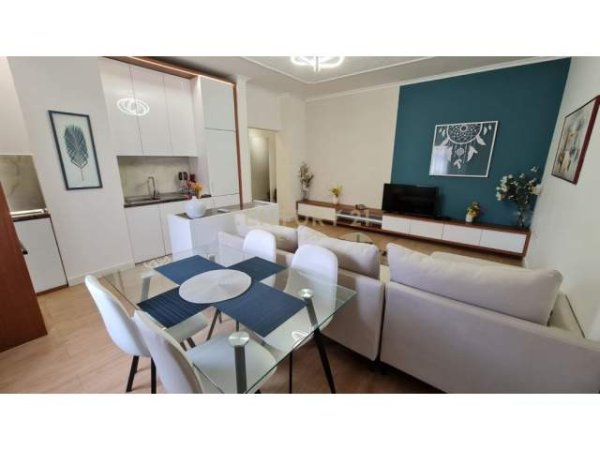 Tirane, BLLOK, JEPET ME QIRA APARTAMENT 2+1, 96 m² 750 Euro