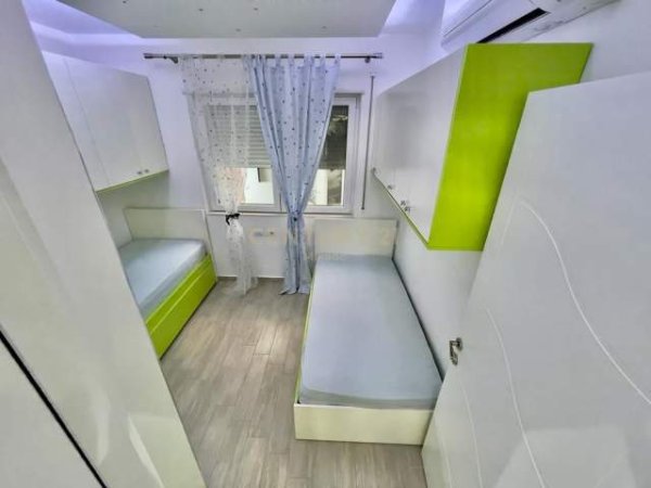 Tirane, jepet me qera apartament 2+1+A+BLK Kati 1, 600 Euro