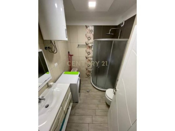 Tirane, jepet me qera apartament 2+1+A+BLK Kati 1, 600 Euro
