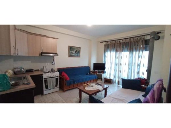 Tirane, shitet apartament 2+1+BLK Kati 6, 97 m² 80.000 Euro (Rr. Muhamet Deliu, Fresku)