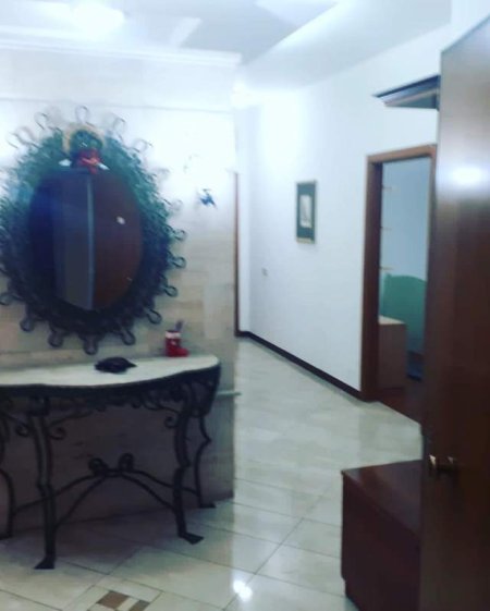 Tirane, jepet me qera apartament 3+1+BLK Kati 6, 135 m² 1.300 Euro (Ibrahim Rugova)