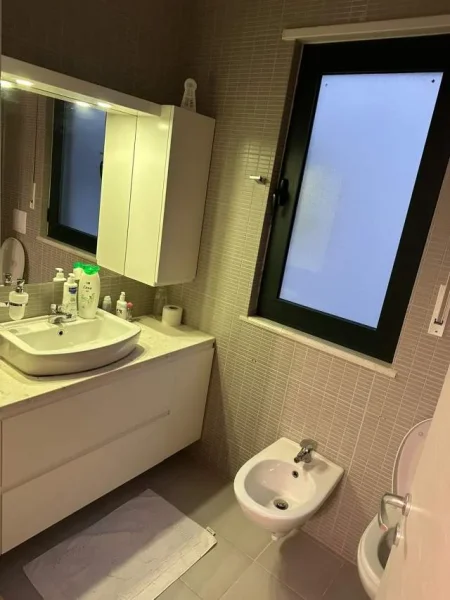 Tirane, jap me qera apartament 2+1+A+BLK Kati 6, 120 m² 500 Euro