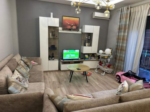 Tirane, jap me qera apartament 2+1+A+BLK Kati 6, 120 m² 500 Euro