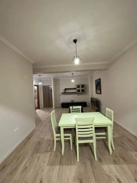 Tirane, jepet me qera apartament 2+1+A+BLK Kati 6, 100 m² 380 Euro (Spitali Amerikan 3)