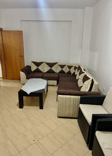 Orikum, shitet apartament 2+1 Kati 5, 120 m² 85.000 Euro (Pashalimani. Hyrje Orikum)