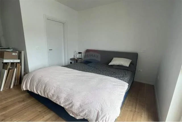 Tirane, jepet me qera apartament 2+1+A Kati 1, 117 m² 1.250 Euro (rezidenca park Life)