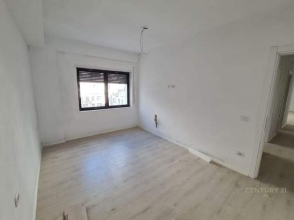 Tirane, shes apartament 2+1+BLK 91 m² 145.000 Euro (Kodra e Diellit)