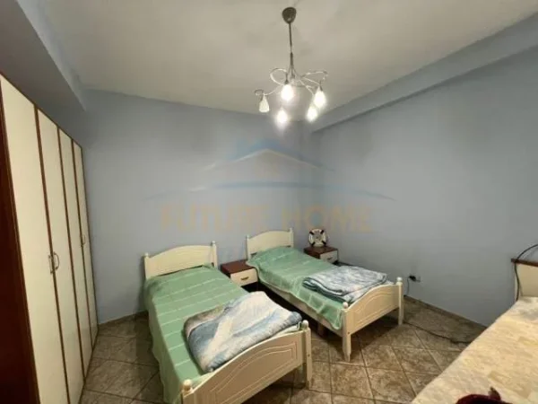 Tirane, jepet me qera apartament 3+1+BLK Kati 2, 61 m² 600 Euro (Rruga e Elbasanit)