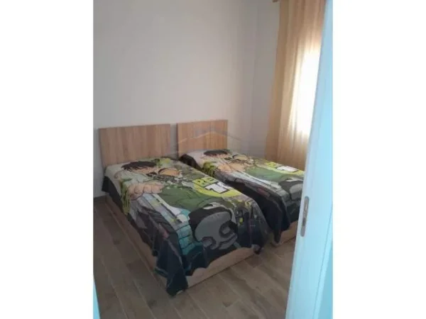 Tirane, jepet me qera apartament 2+1 Kati 6, 100 m² 450 Euro (Rruga e Dibres)