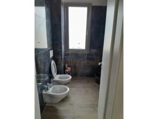 Tirane, jepet me qera apartament 2+1 Kati 6, 100 m² 450 Euro (Rruga e Dibres)