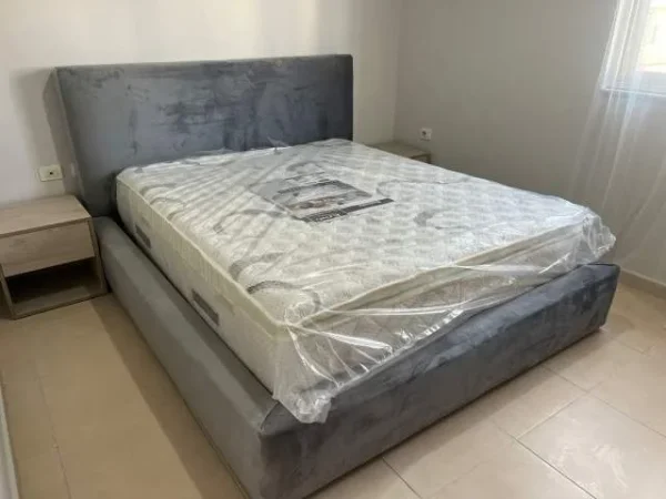 Tirane, jepet me qera apartament Kati 6, 100 m² 550 Euro  tek ish fusha e aviacionit