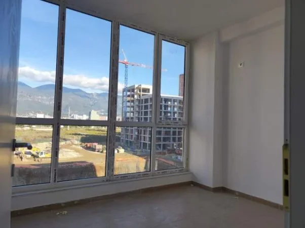 Tirane, jepet me qera 1+1 Kati 1, 60 m² 350 € tek bulevardi i ri kompleksi avid