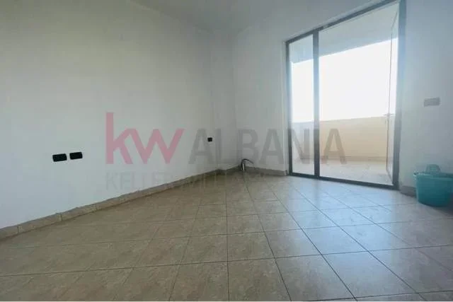 Tirane, shitet apartament 1+1+BLK Kati 4, 67 m² 72.000 Euro (Teleferiku)