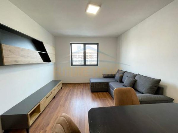 Tirane, jepet me qera apartament 1+1 Kati 4, 68 m² 450 Euro (UNAZA E RE)