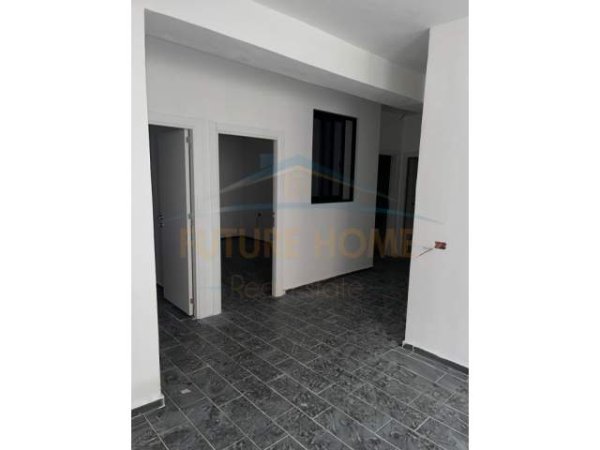 Tirane, shitet apartament 2+1 Kati 0, 84 m² 60.000 Euro (Prane Motel Gaxherri,Fresk,Tirane)