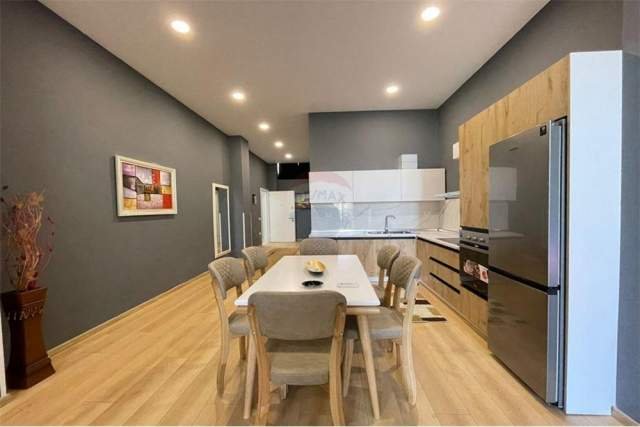 Tirane, jepet me qera apartament 1+1+A+BLK Kati 5, 115 m² 500 Euro (Rruga Peti)
