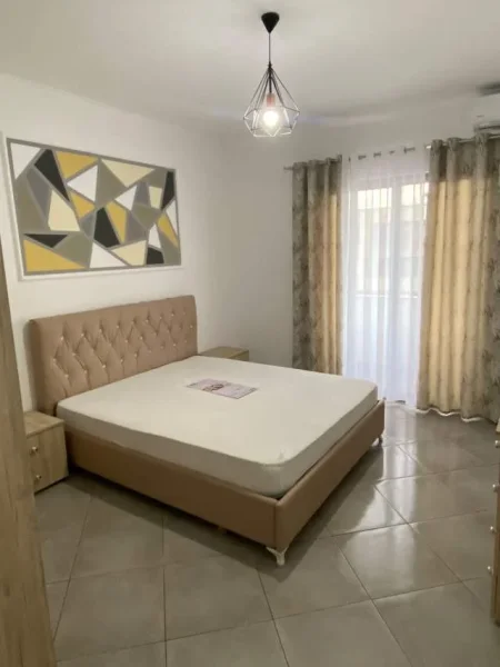 Tirane, jepet me qera apartament 1+1+BLK Kati 8, 70 m² 40.000 Leke (Rruga Teodor Keko)