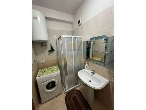 Tirane, jepet me qera apartament 3+1+BLK Kati 2, 61 m² 600 Euro (Rruga e Elbasanit)
