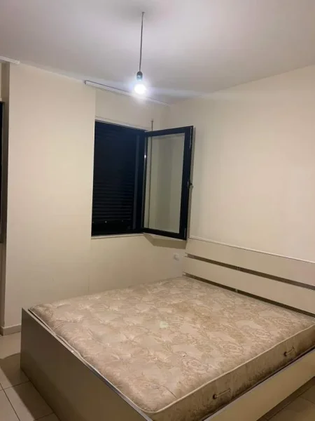 Tirane, jepet me qera apartament 1+1+BLK Kati 3, 65 m² 35.000 Leke (Rruga Teodor Keko)
