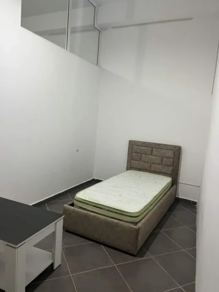 Tirane, jepet me qera apartament 2+1 Kati 0, 75 m² 30.000 Leke (Rruga Teodor Keko)