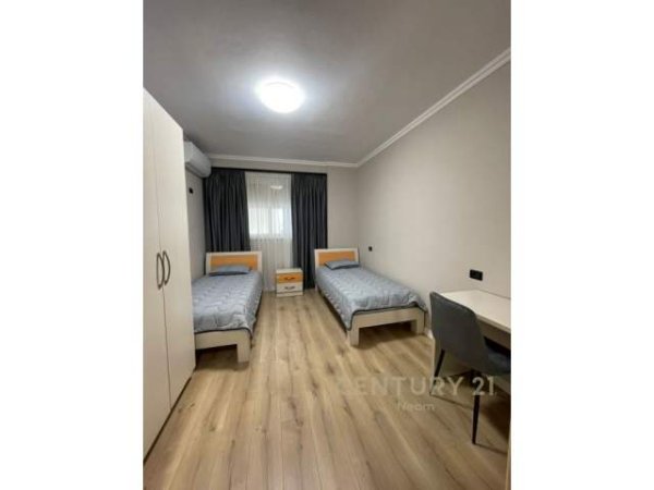 Tirane, jepet me qera apartament 2+1+BLK Kati 7, 115 m² 650 Euro (Don Bosko)
