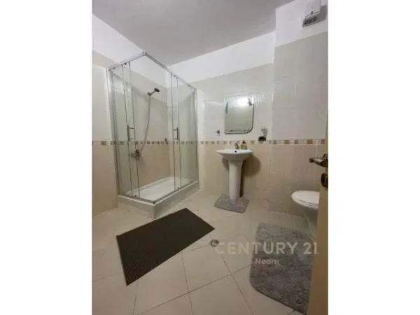 Tirane, jepet me qera apartament 2+1+BLK Kati 7, 115 m² 650 Euro (Don Bosko)