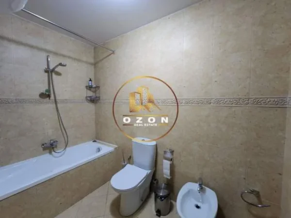 Tirane, jepet me qera apartament 2+1+BLK Kati 7, 138 m² 800 Euro