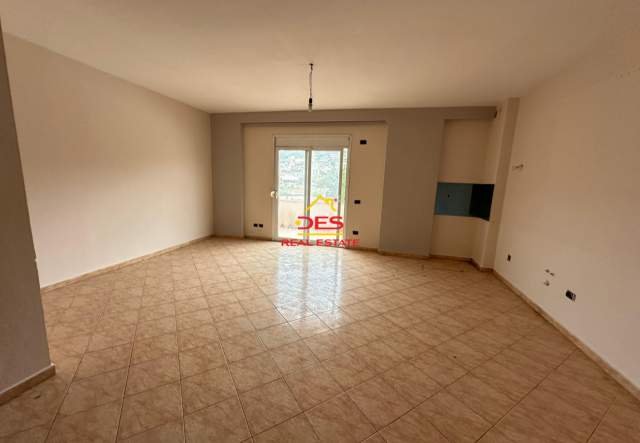 Shqiperi, shitet apartament 2+1+BLK Kati 4, 124 m² 70.000 Euro (Ali Demi)