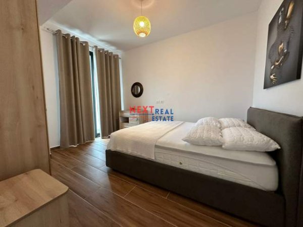 Vlore, shitet Vile 2 Katshe 260 m² 600.000 Euro (Jonufer, Vlore)