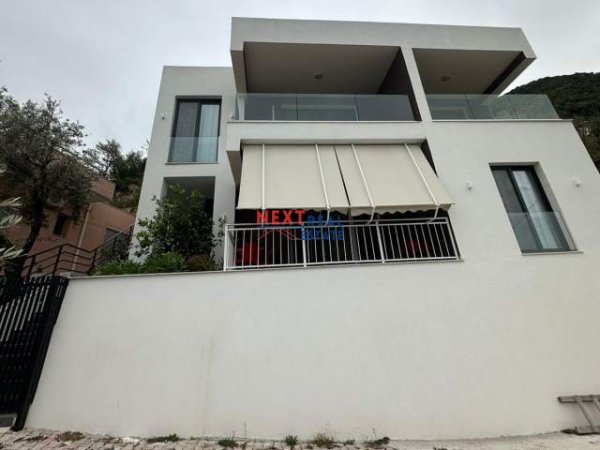 Vlore, shitet Vile 2 Katshe 260 m² 600.000 Euro (Jonufer, Vlore)