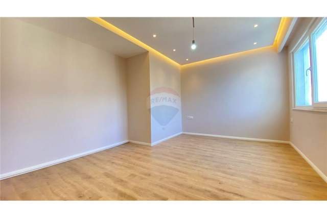 Tirane, shitet apartament 2+1+A Kati 3, 100 m² 190.000 Euro (shkolla baletit)