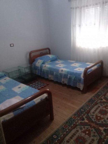 Tirane, jepet me qera shtepi 3+1+BLK Kati 2, 140 m² 50.000 Leke (Rruga Jordan Misja, Tirana 1001, Albania)