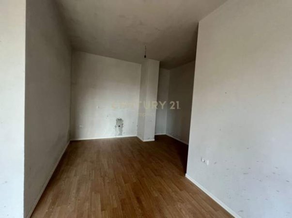 Tirane, jepet me qera apartament 1+1 Kati 3, 67 m² 500 Euro (Rruga Kongresi i Manastirit Tirana, Albania)