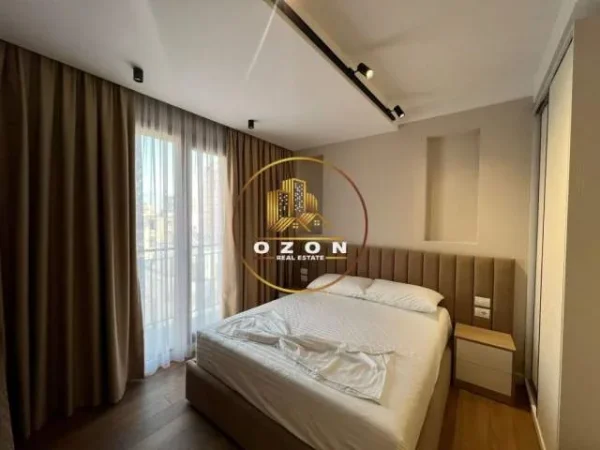 Tirane, jepet me qera apartament 2+1 Kati 5, 104 m² 1.400 Euro (Rruga e Barrikadave)