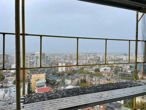 Tirane, shitet apartament 3+1+A+BLK Kati 13, 152 m² 1 Euro (Rruga Mine Peza)
