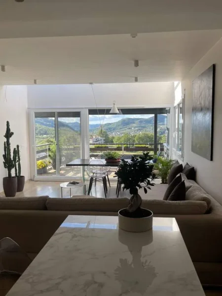 Tirane, jepet me qera apartament 2+1+A+BLK Kati 2, 130 m² 1.400 Euro (Long Hill Residence)