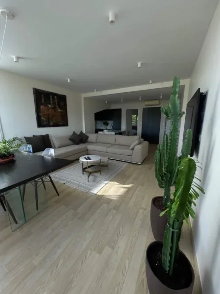 Tirane, jepet me qera apartament 2+1+A+BLK Kati 2, 130 m² 1.400 Euro (Long Hill Residence)