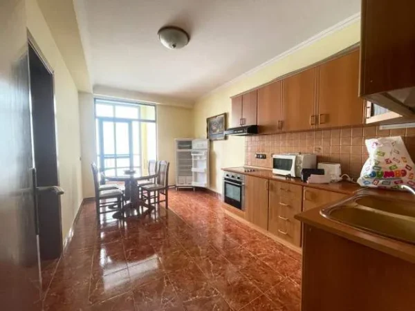 Tirane, jepet me qera apartament 1+1+BLK Kati 3, 59 m² 600 Euro (Bllok)