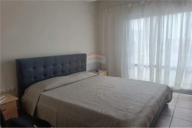 Tirane, jepet me qera apartament 1+1 Kati 9, 65 m² 500 Euro (Rruga e Dibres)