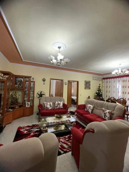Tirane, shes apartament 3+1+BLK Kati 6, 110 m² 118.000 Euro (Rruga Dritan Hoxha)