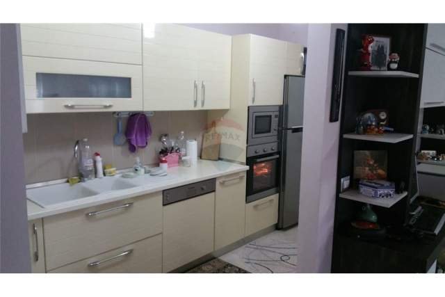 Tirane, shitet apartament 2+1+BLK Kati 2, 105 m² 231.000 Euro (Komuna e Parisit)